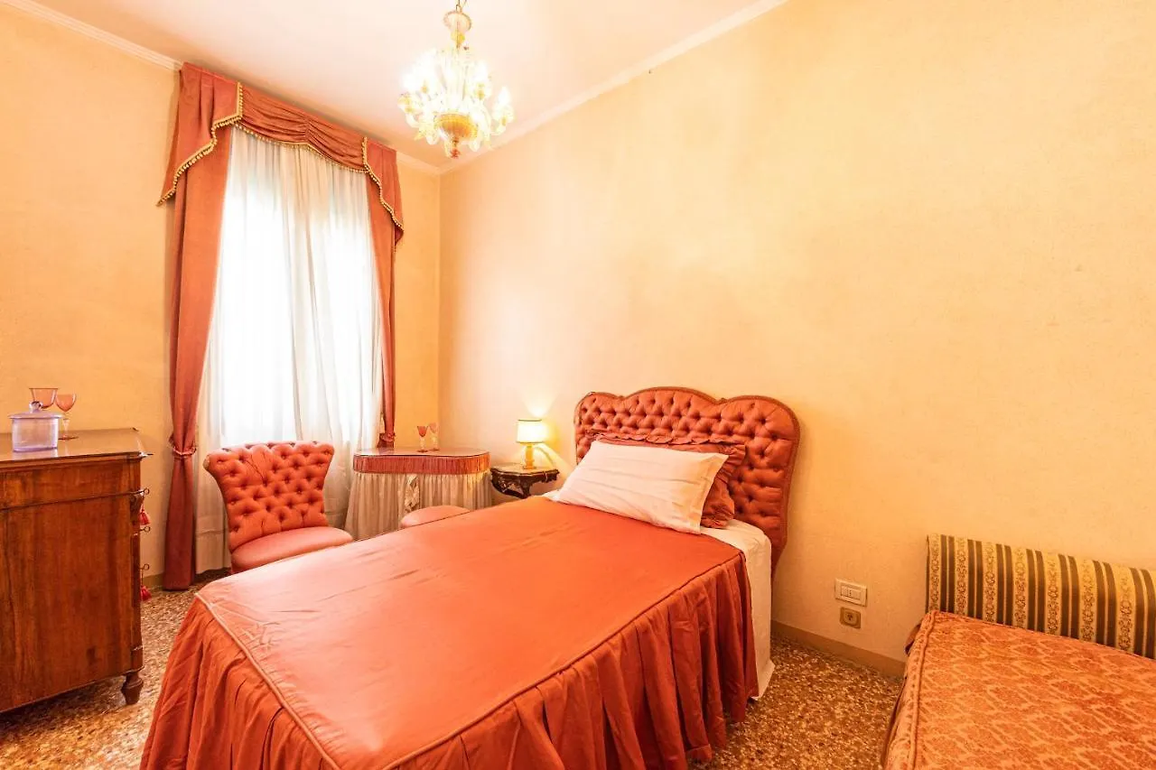 Casa Vescovo, Free Wi-Fi Near San Marco Square Apartment Venice Italy