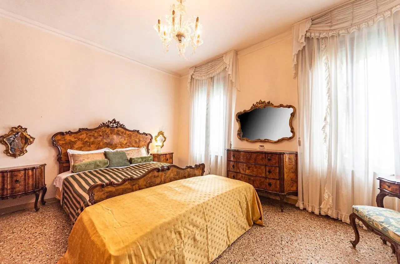 Casa Vescovo, Free Wi-Fi Near San Marco Square Apartment Venice