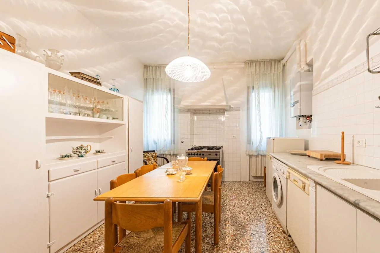 Appartamento CASA VESCOVO, free Wi-Fi near San Marco Square Venezia